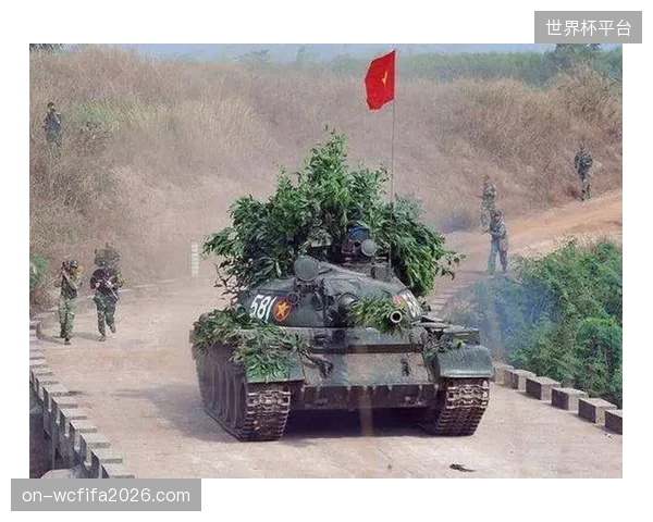 边路快马韦尔塔复出时间紧迫，墨西哥队边路突击战术储备面临人员短缺。